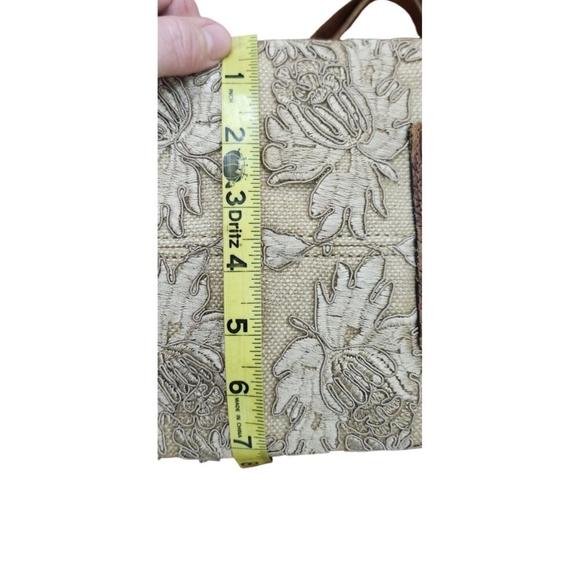 Rare Clever Carriage Company Embroidered lace & Croc Embossed Leather La… - Picture 12 of 16